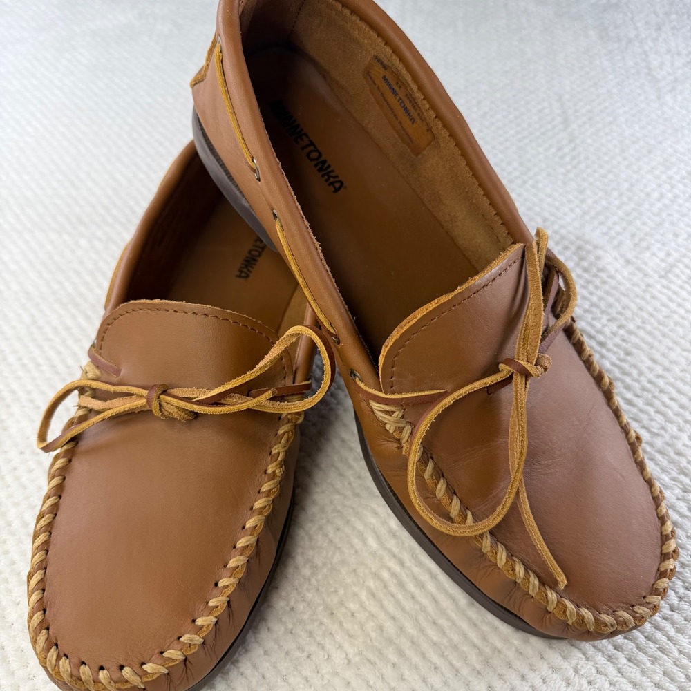 Minnetonka Mens Classic Moc New 742W Tan Leather Moccasin Loafers Size 11